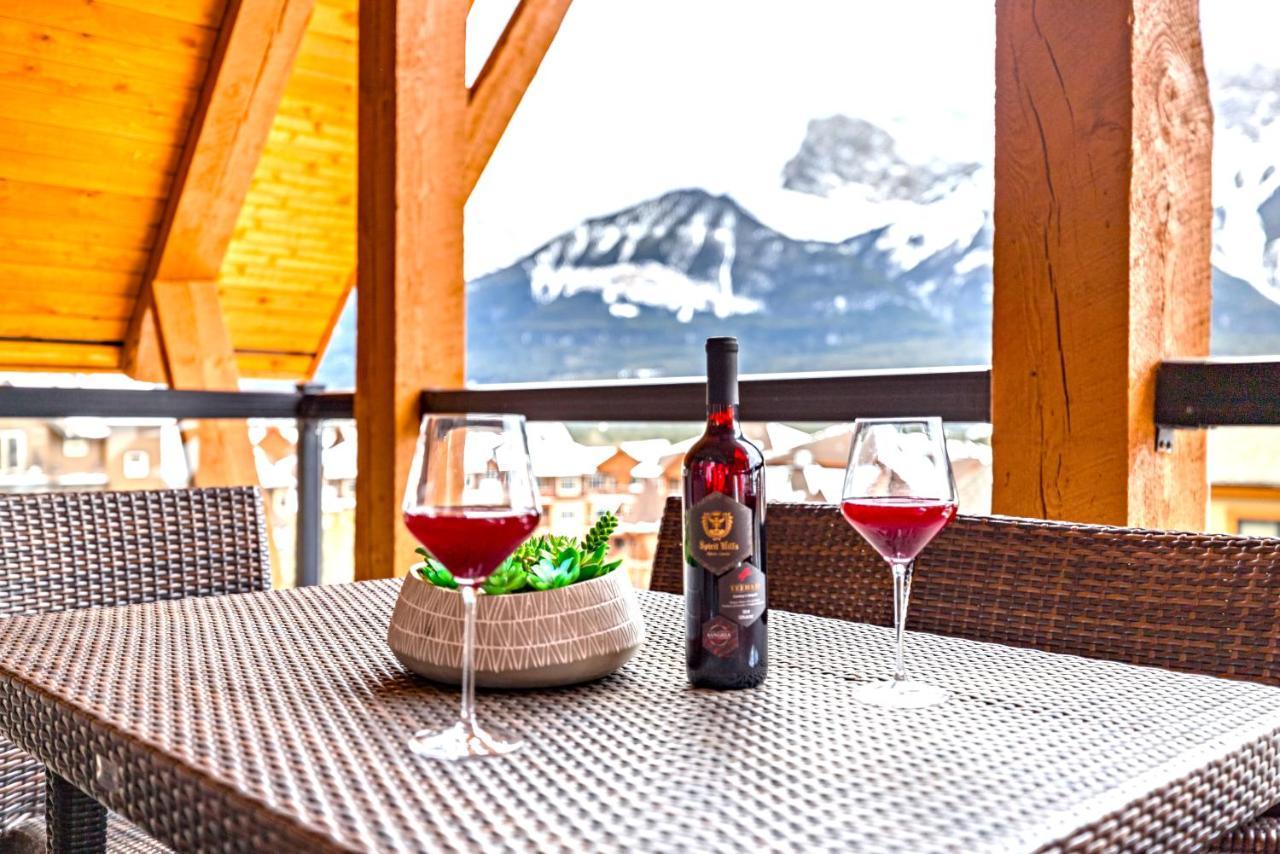 Penthouse At Solar A Resort And Spa Canmore Exterior photo